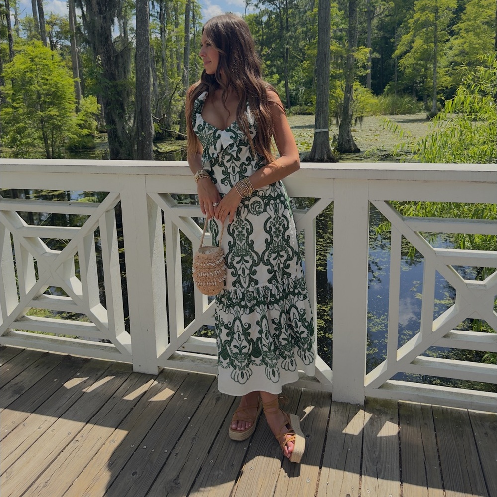 Dress!